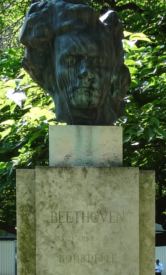 Images of Ludvig Van Beethoven monument