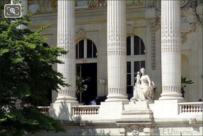 Columns and statues at the Grand Palais