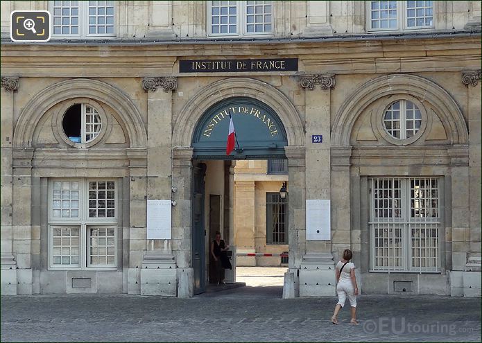 Entrance to Institut de France