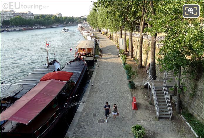Houseboats moored along the River Seine