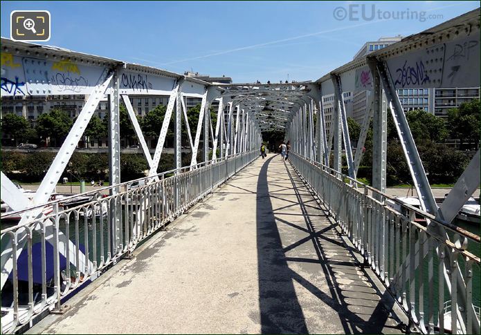 Passerelle Mornay foot bridge