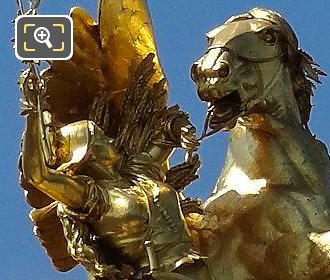 Golden statue Pont Alexandre III