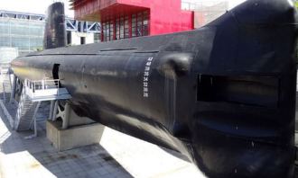 Images of Argonaut Submarine
