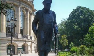 Images of Winston Churchill monument