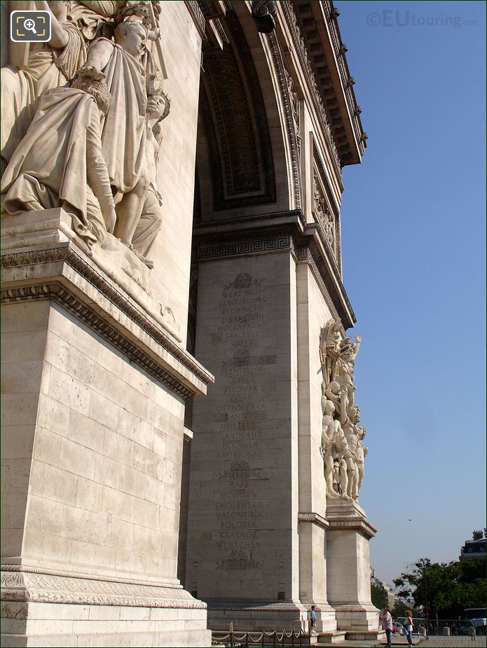 Arc de Triomphe and sculptures