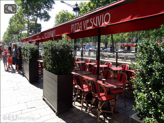 Pizza Vesuvio terrace Avenue des Champs Elysees