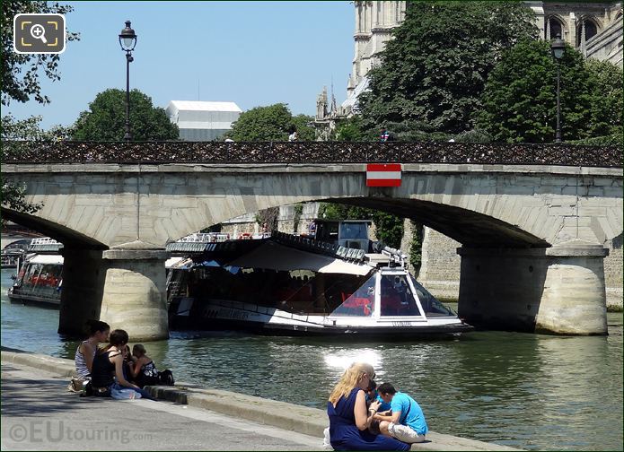 Bateaux Mouches on River Seine lunch cruise