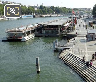 Bateaux Parisiens dock
