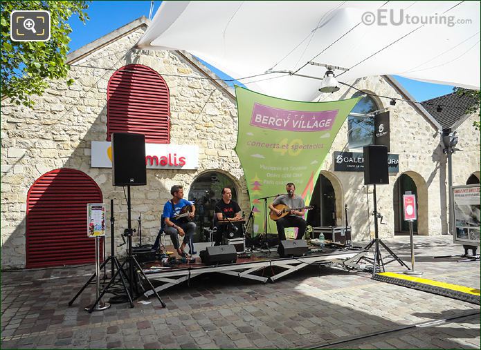 Bercy Village music festival