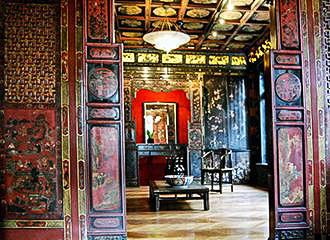 Doorway inside the Paris Chinese Pagoda