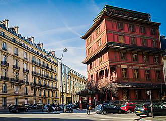 Chinese Pagoda facade in Paris