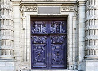 Eglise Saint-Etienne-du-Mont entrance doors