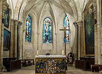 Alter inside Eglise Saint-Pierre de Montmartre