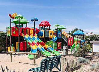 Camping le Chaponnet playground