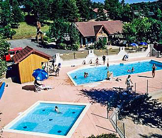 Camping Les Merilles swimming pools