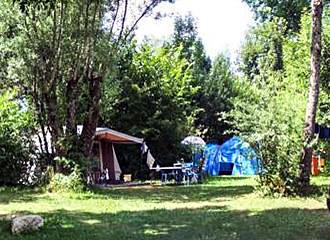 Camping Les Merilles tent pitches