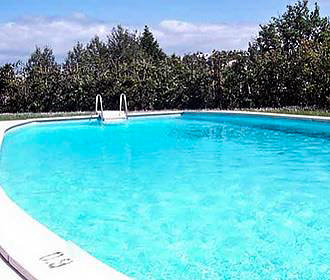 Puy Rond Camping swimming pool