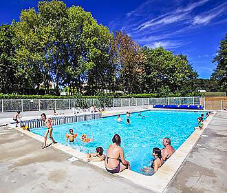 Camping Duzonne swimming pool