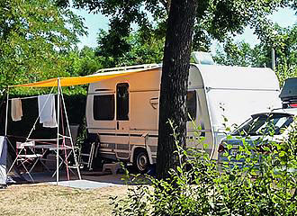 Lac Cormoranche Campsite caravan pitches