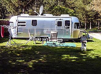 Camping Le Montagnou caravan pitches