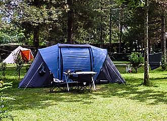 Camping Le Montagnou tent pitches