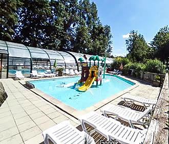 Camping le Val de Trie swimming pool