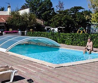 Camping La Garenne swimming pool