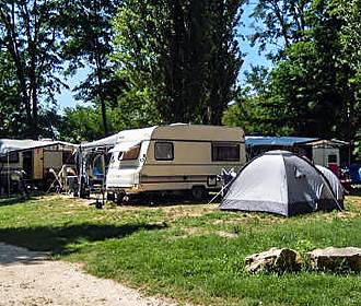 Camping les Genets d'Or pitches
