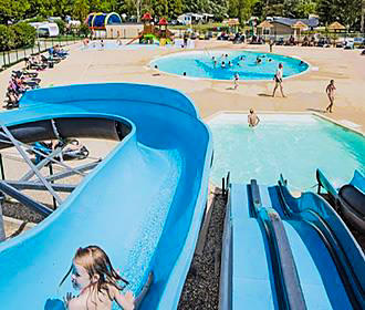 Camping Lac d'Orient swimming complex