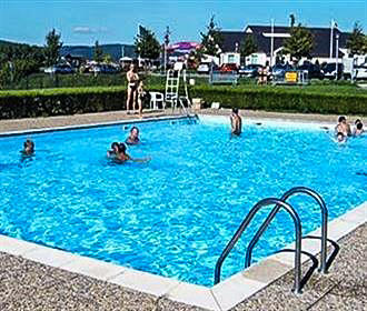 Camping l'Oasis Oberbronn swimming pool