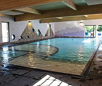 Camping Les Bouleaux indoor pool