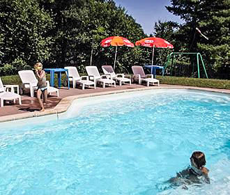Camping les Reflets du Mont St Odile swimming pool