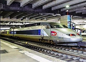 Gare Montparnasse SNCF train