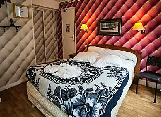 Hotel Aviatic Bedroom One