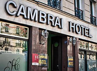 Hotel Cambrai Entrance