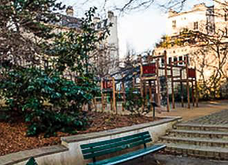 Jardin Pierre Joseph Redoute playground