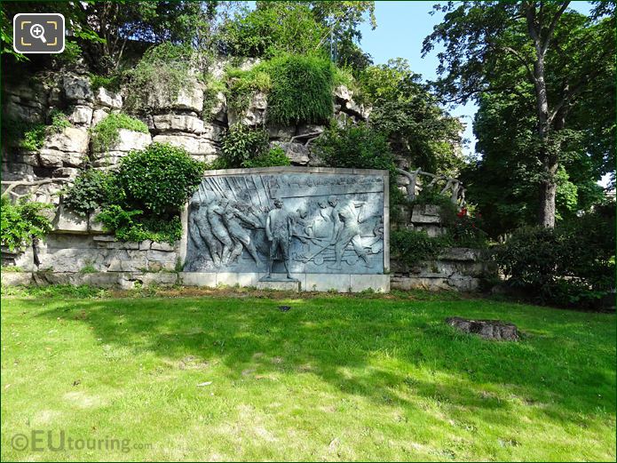 View NW to Admiral de Grasse Monument in Jardins du Trocadero SW part