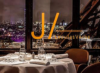 Jules Verne restaurant