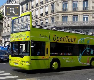 L'OpenTour bus in Paris