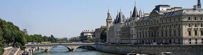 La Conciergerie River Seine
