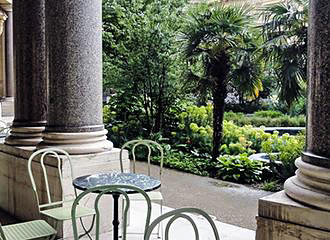 Jardin du Petit Palais Cafe garden