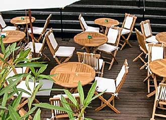 Restaurant Le Quai sun deck