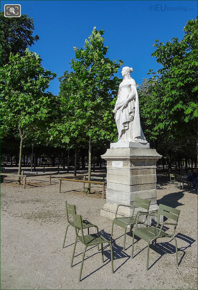 Jardin du Luxembourg Anne of Austria statue on West terrace