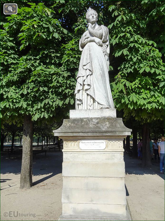 Jardin du Luxembourg Marguerite d'Angouleme statue West terrace