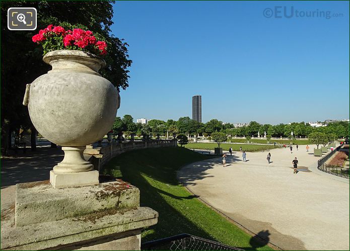 SW view from North end steps of Jardin du Luxembourg East terrace