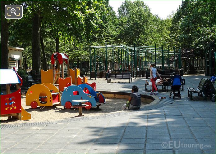 Children's playground in Jardin du Luxembourg