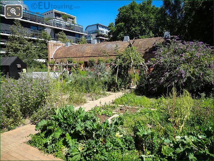 Maison du Jardinage kitchen garden