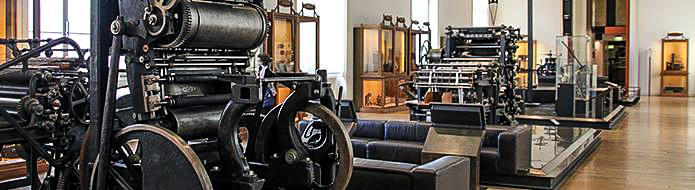 Musee des Arts et Metiers printing press
