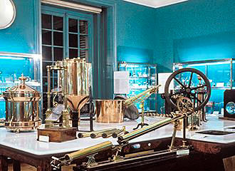 Sterilisation equipment at Musee Pasteur