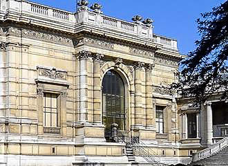 Palais Galliera east facade